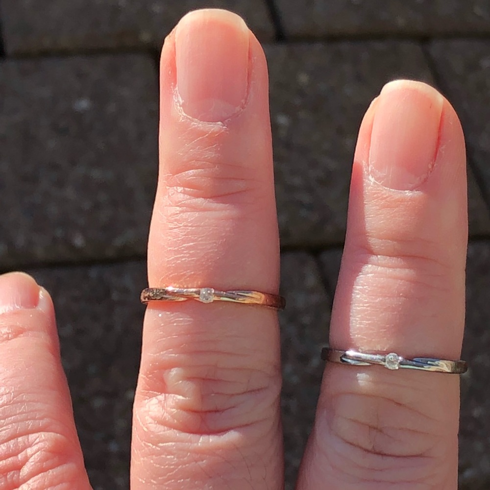 Double solitaire ring set - Picture 2 of 3
